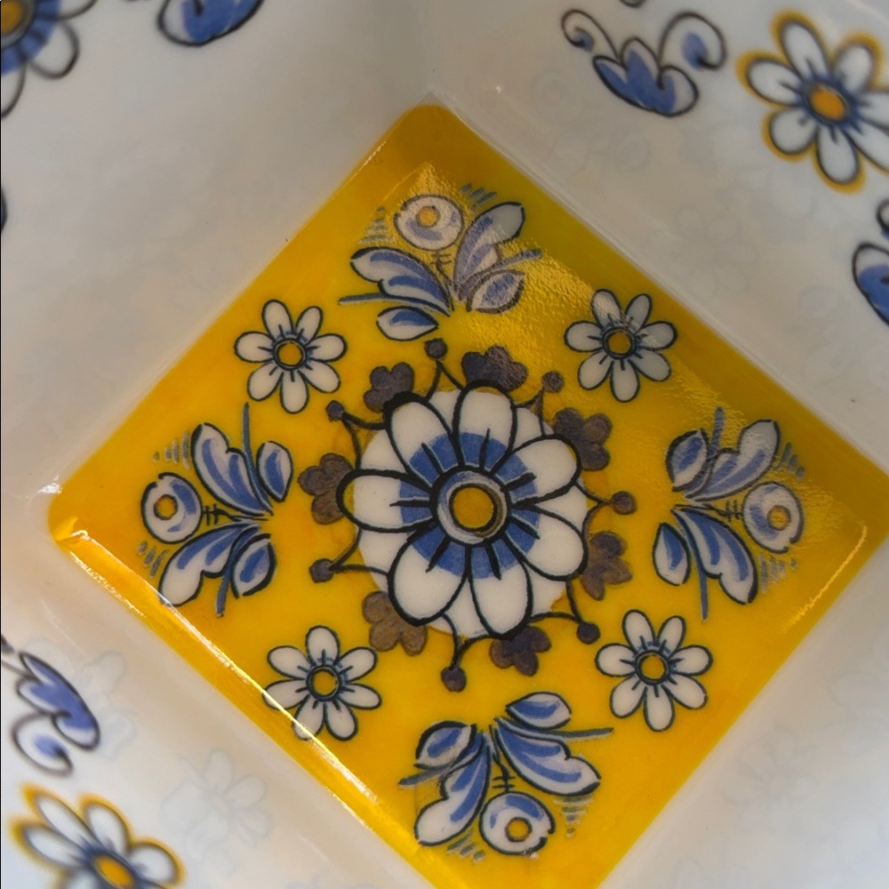 Floral Yellow and Blue Condiment Set - Picture 6 of 6